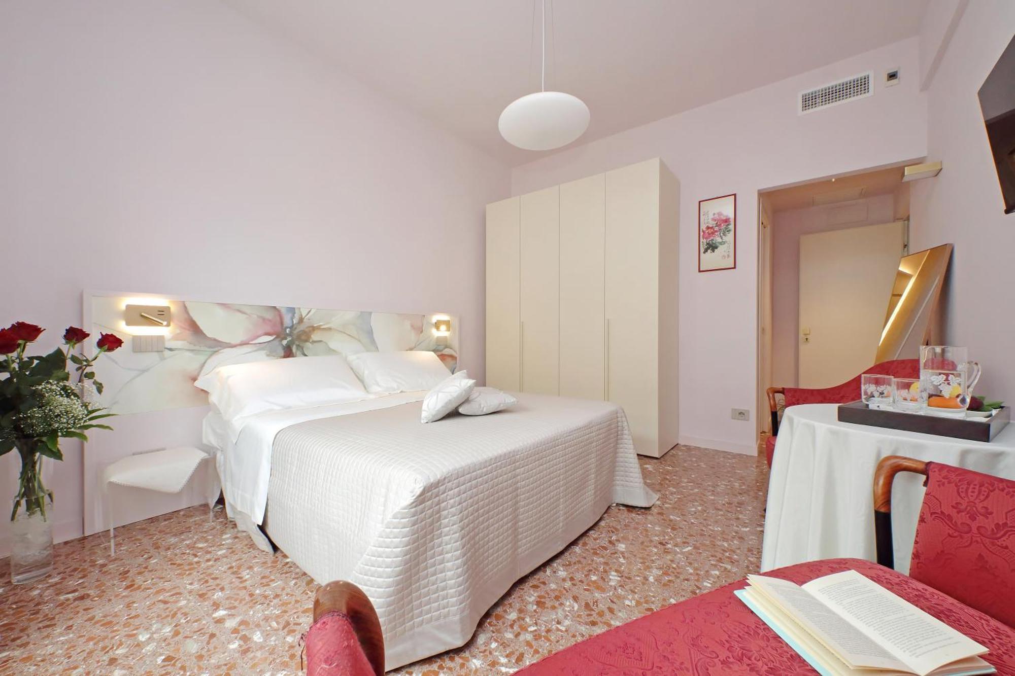 On Rome Affittacamere O Guesthouse Bagian luar foto